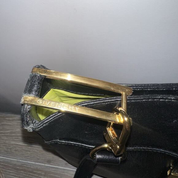 GIVENCHY Black Leather One Shoulder Bag Formal Shoulder Bag Crossbody Authentic - Picture 15 of 16